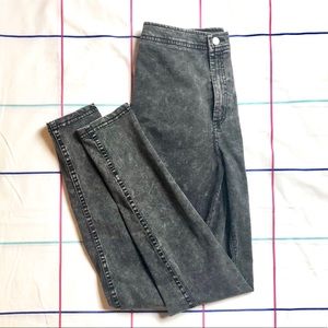 ✨SOLD✨High waisted acid wash jeans XL